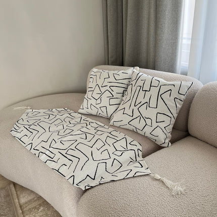 Maze Flow Cushion