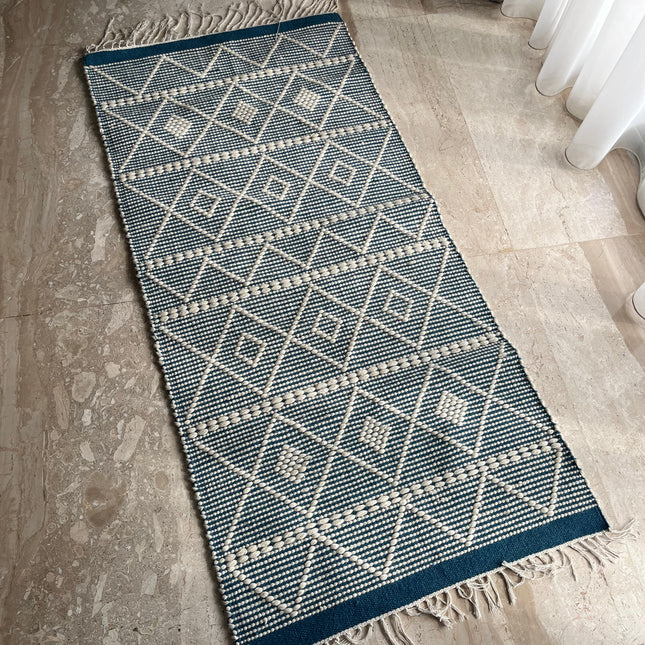 Nordic Diamond Weave Kilim