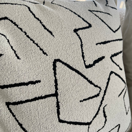 Maze Flow Cushion