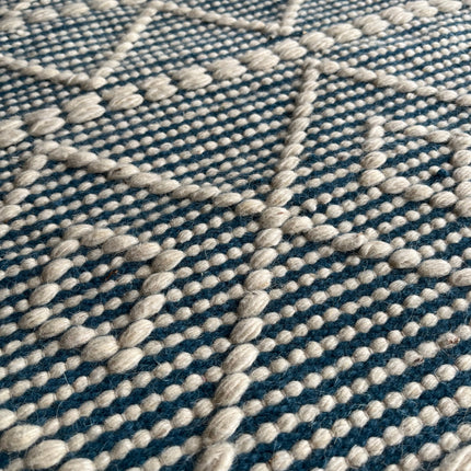Nordic Diamond Weave Kilim