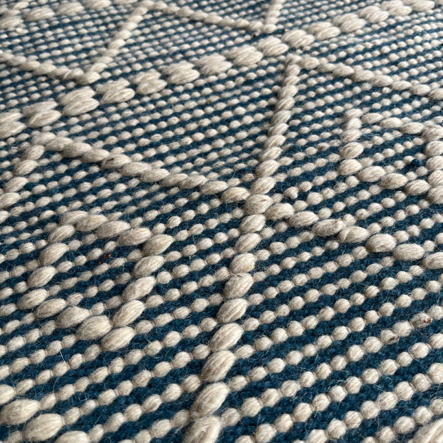 Nordic Diamond Weave Kilim